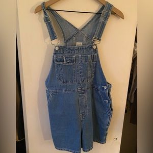 GAP short overalls